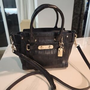 Authentic coach swagger crossbody top handle navy blue handbag